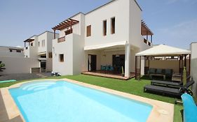 Villa Las Caletas del Mar - Heated Pool